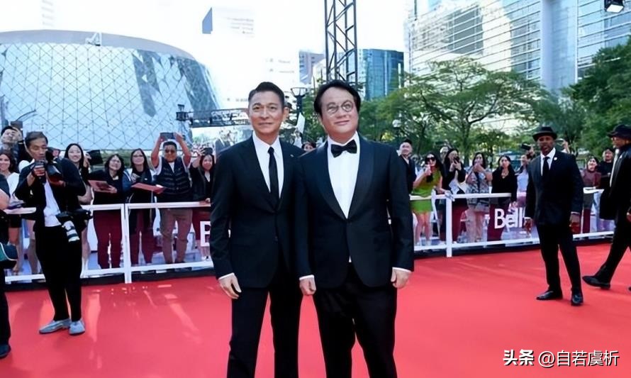 刘德华长盛不衰四十年的真相,刘德华为何年纪大了还拼命赚钱