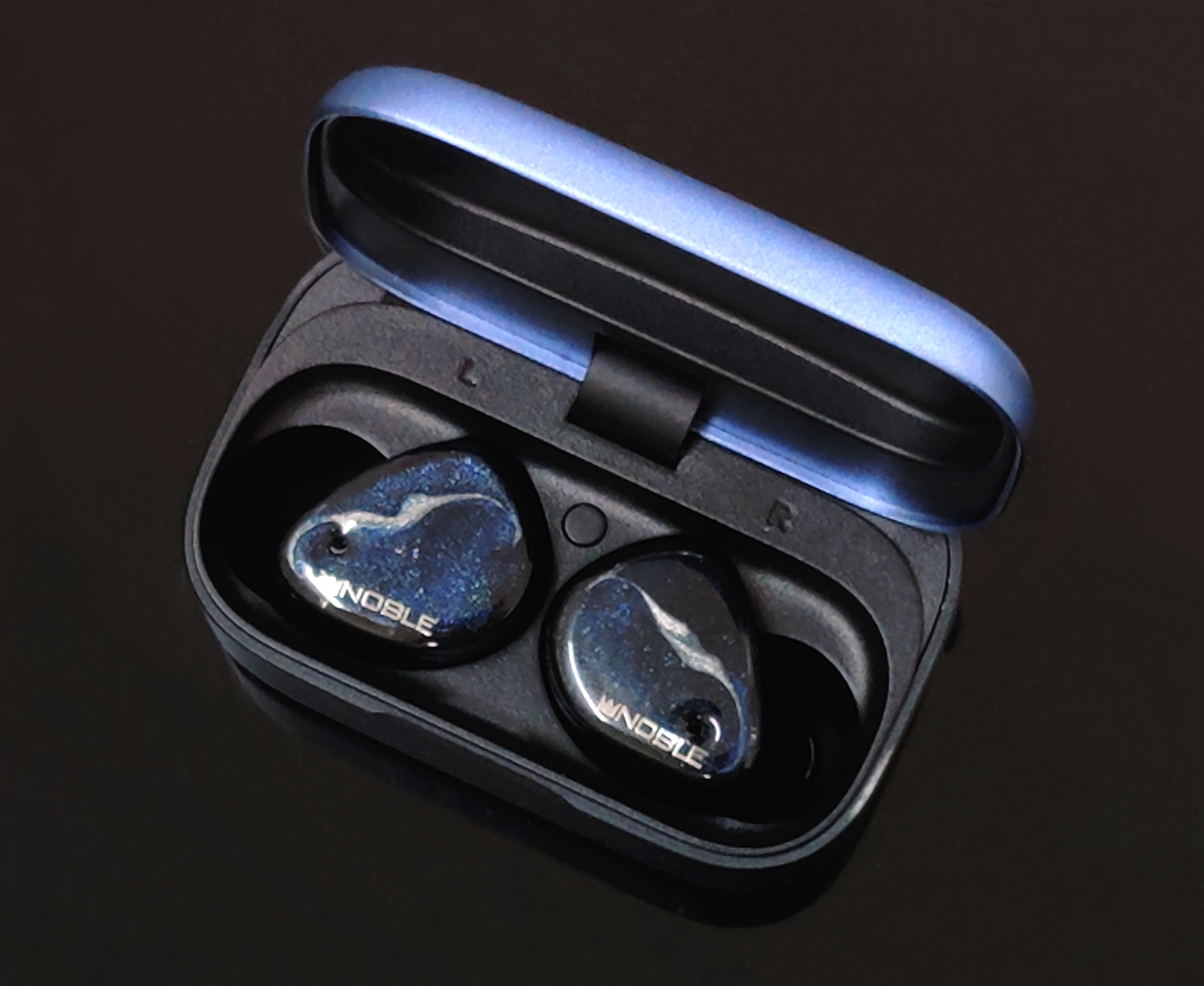 Tws磁吸蓝牙耳机评测,tws空气传导蓝牙耳机