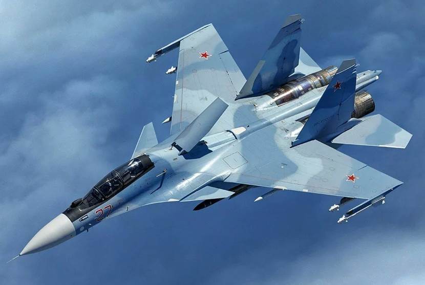 解放军歼16运20细节,中国歼16图片