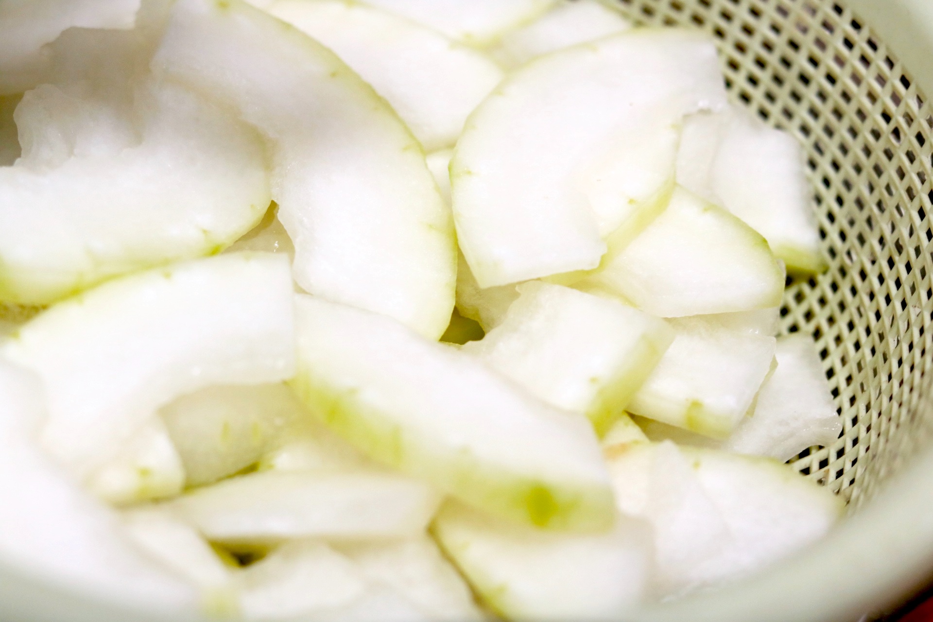 “入秋3碗汤，火气全散光”，“3碗汤”分别指啥？秋季记得多喝