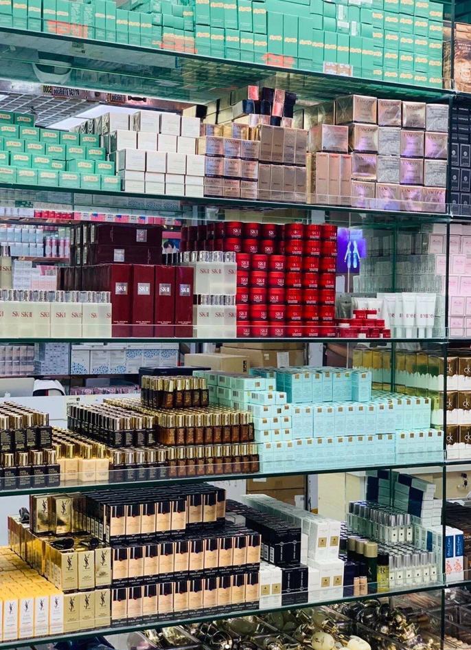 藏装衣服批发市场,深圳淘衣服批发市场