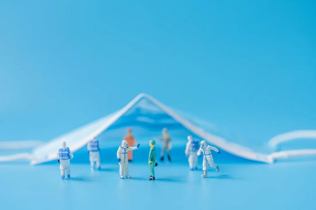 血饮：偏肺病毒揭秘免疫侵蚀真相，生化战拉响红色警报!