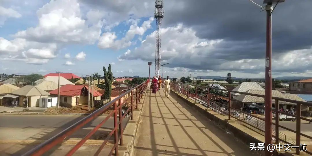 海外街头风景视频,尼日利亚凯菲至马库尔公路