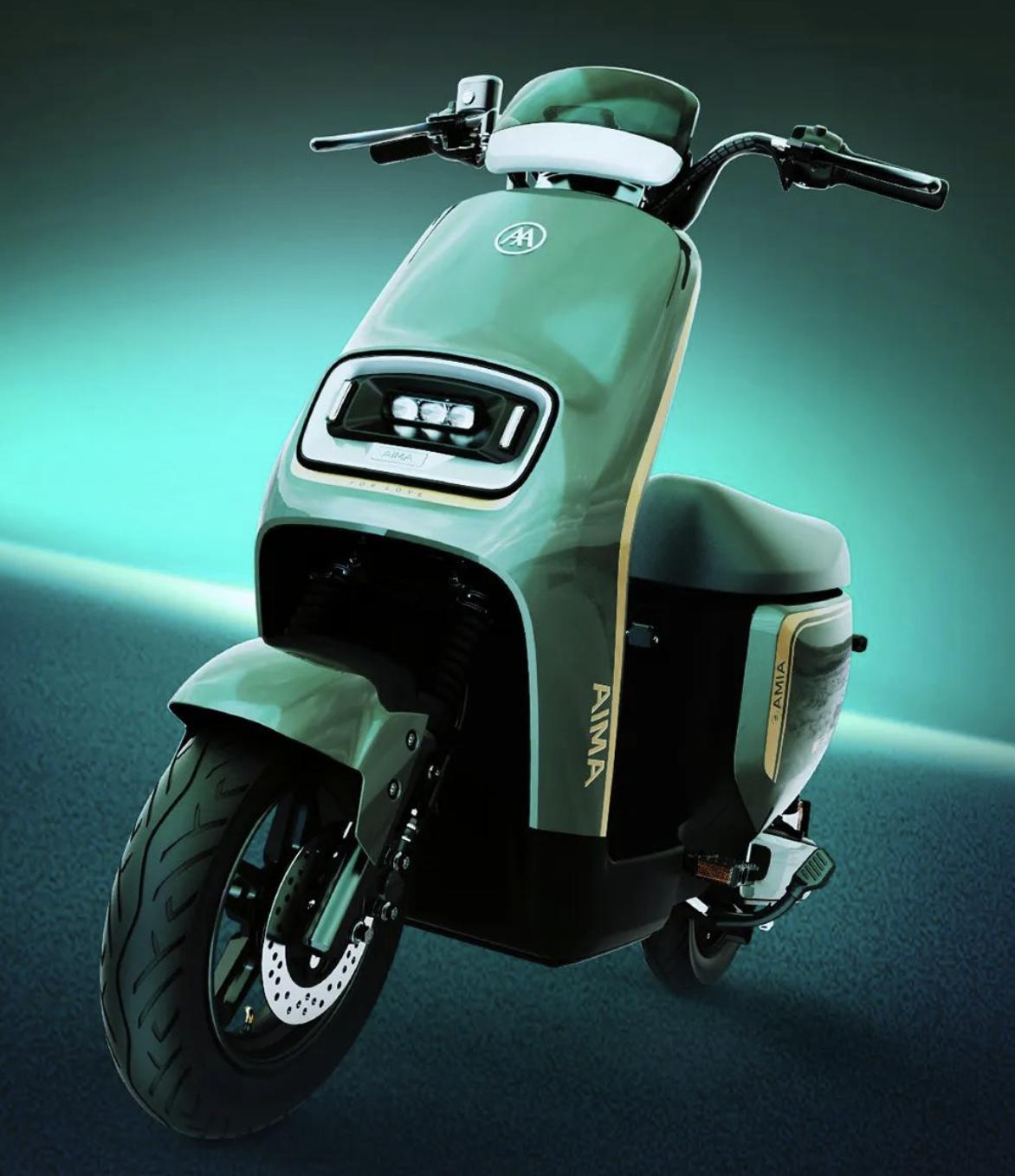 爱玛200公里续航电动车测评,爱玛电动车a118运动版评测