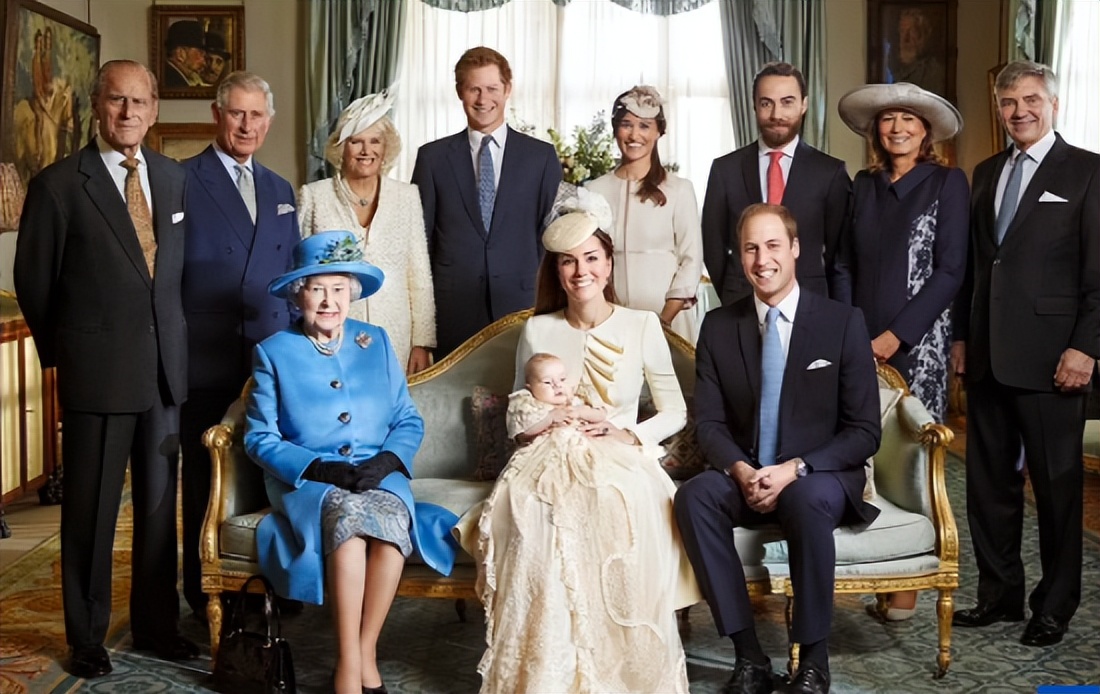 登基70周年！每年一张照片带你回顾女王的传奇人生