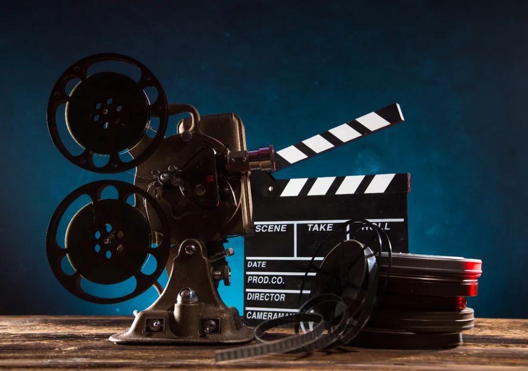 2022影视股大PK：中影“闪腰”，华谊掉队