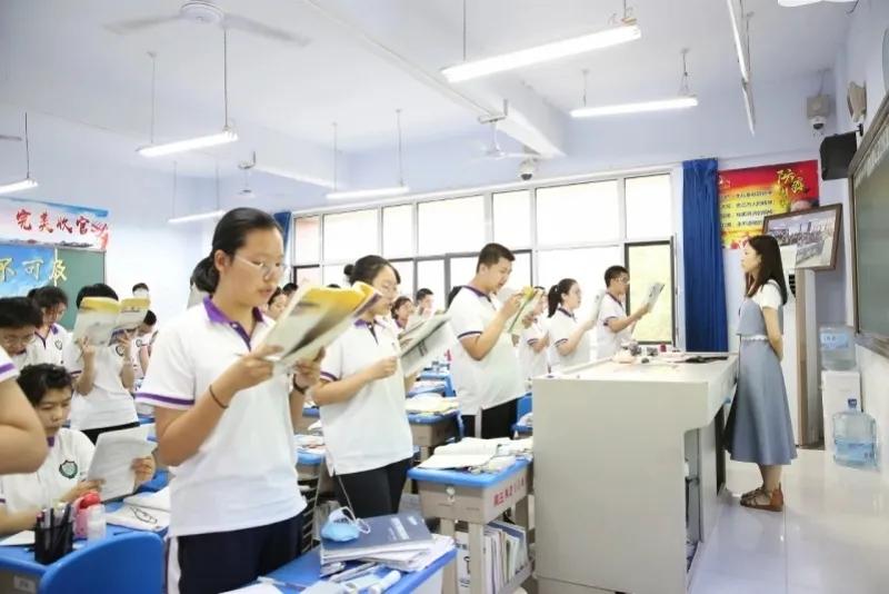 衡水中学最牛高考成绩,衡水中学的学霸们有多厉害