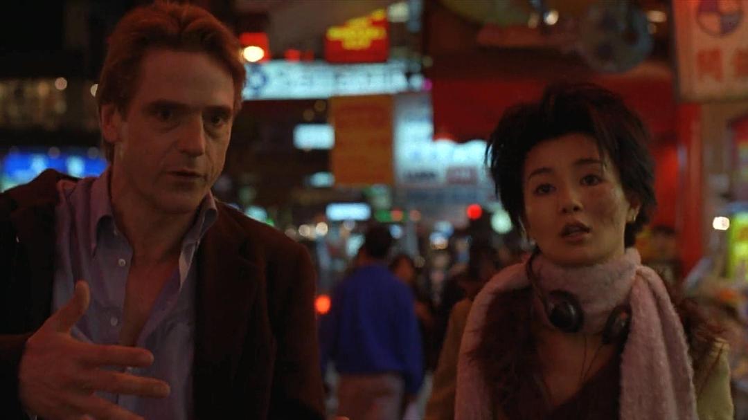 摘皇家*徽警**，无误差手表，放5次烟花，8部细节拉满的回归题材电影