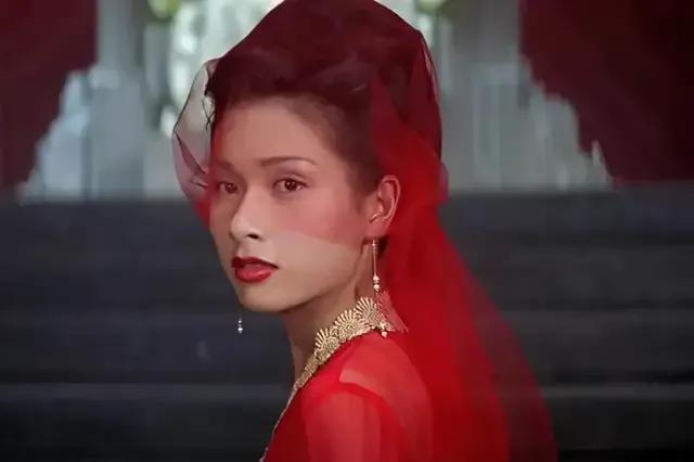 40岁左右的女港星现状,盘点40岁没结婚的港星