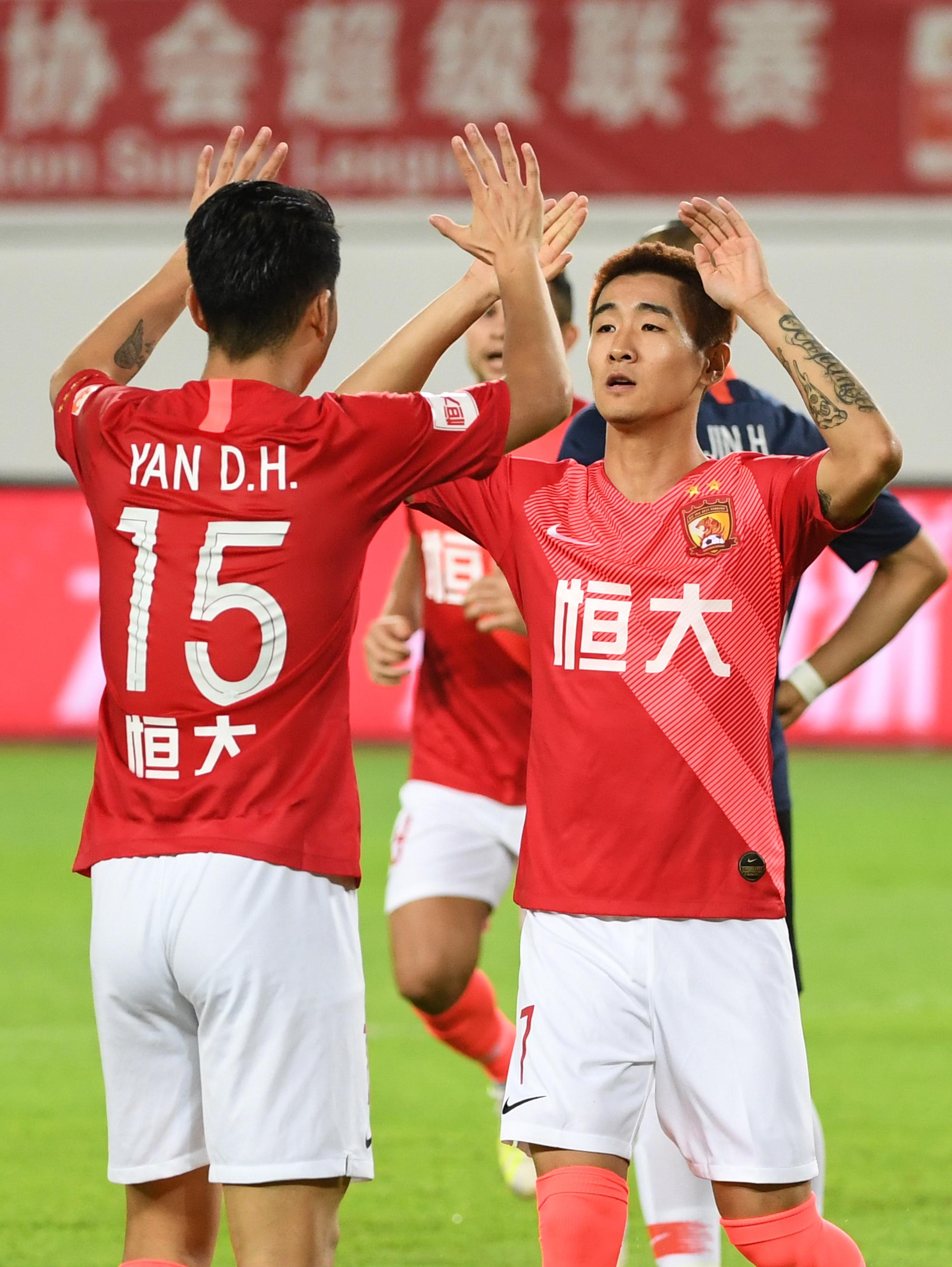 广州队被国际足联处以转会禁令,广州队重罚关浩津