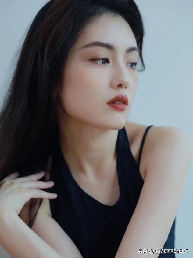 你的脸型适合什么发型女生必看,女生被公认不好看的3种脸型