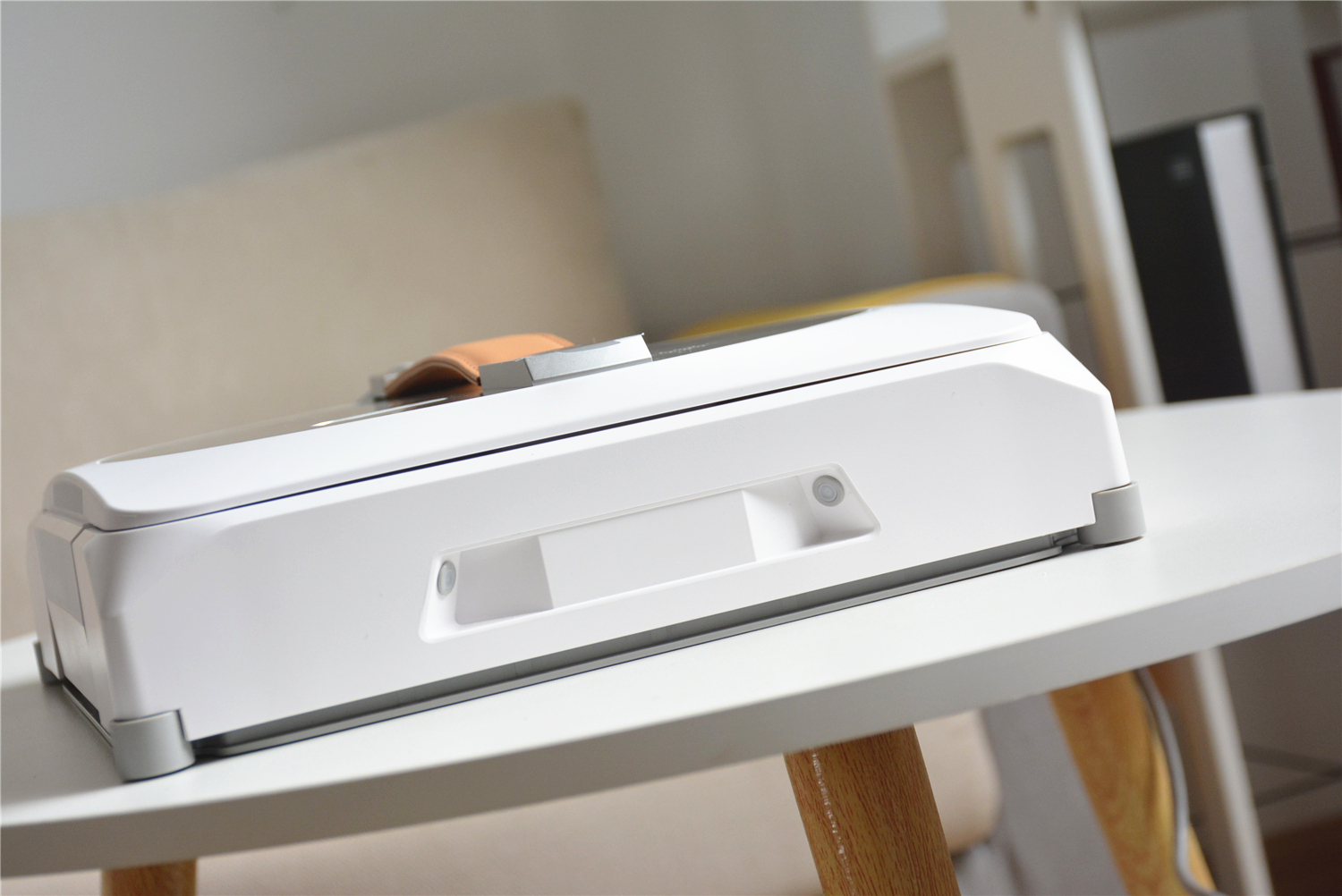 科沃斯擦窗教程,双向自动喷水擦玻璃