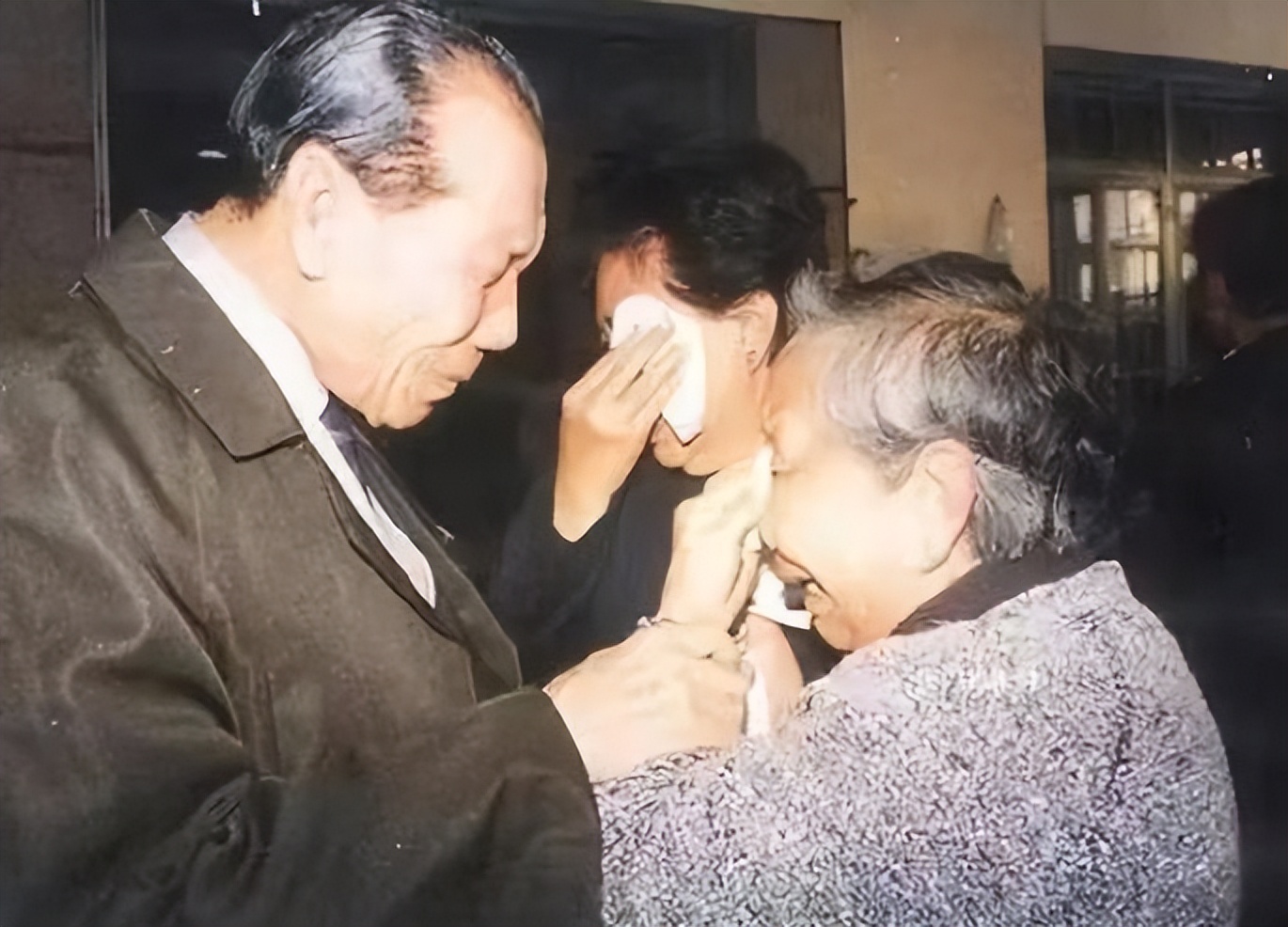 寻亲记录台湾老兵寻找70年前女儿,87年台湾老兵大陆寻亲的故事视频