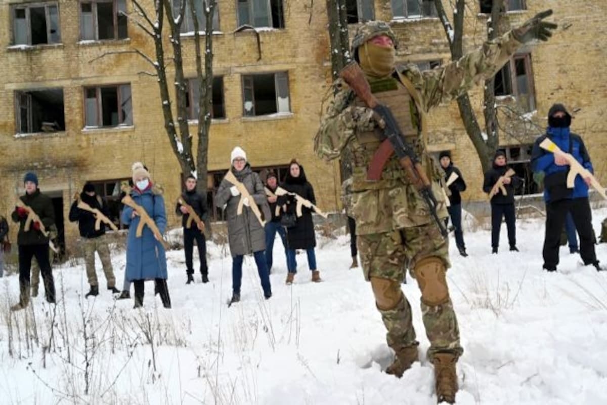 俄罗斯为什么不持续空袭基辅,俄空袭基辅用战术核武器了吗