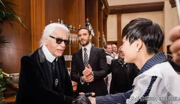 2005年李宇春什么歌夺冠,李宇春超女冠军是哪一天