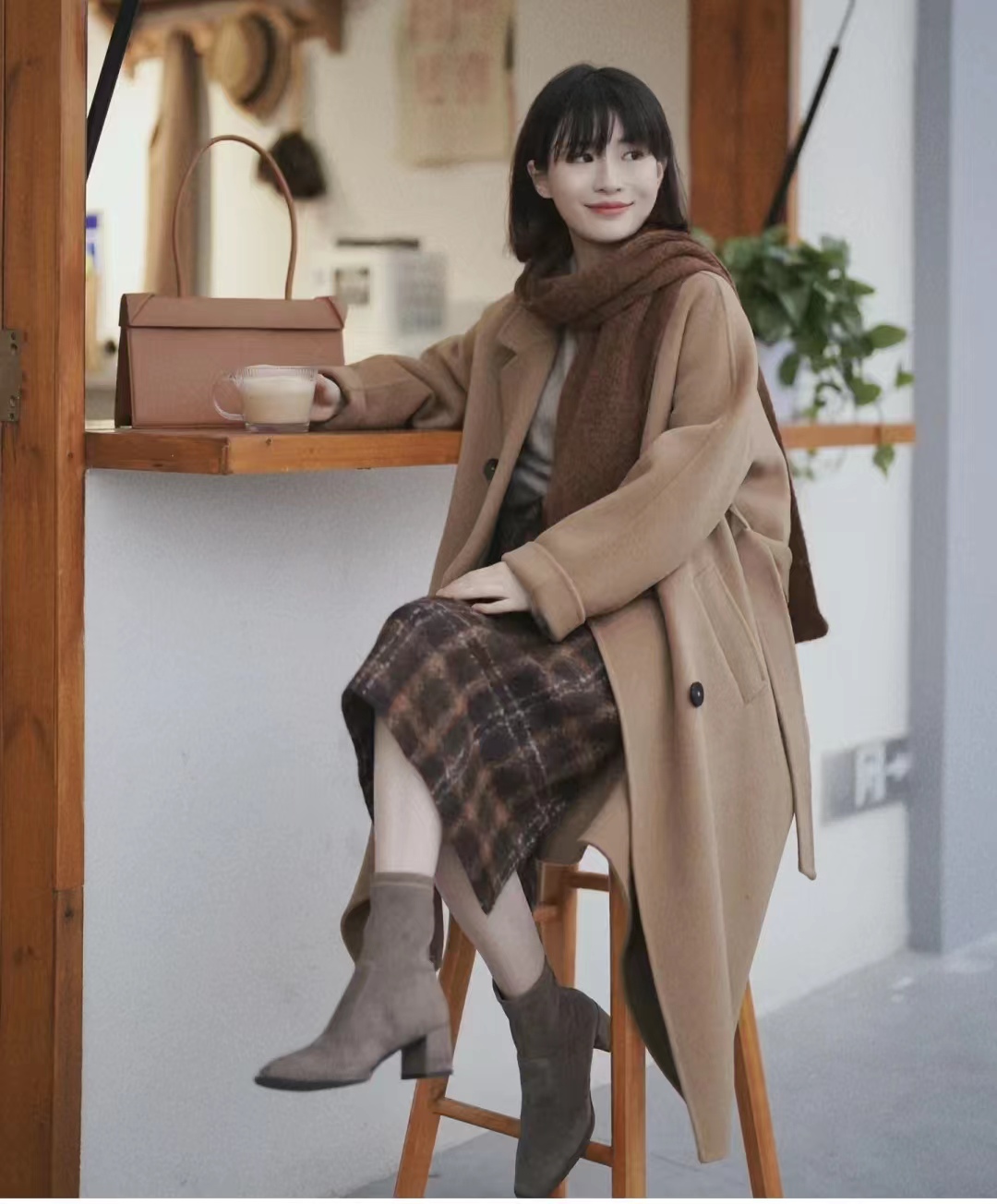 梨形身材必备牛仔裤显瘦又显高,梨形身材上学穿什么鞋显高显瘦