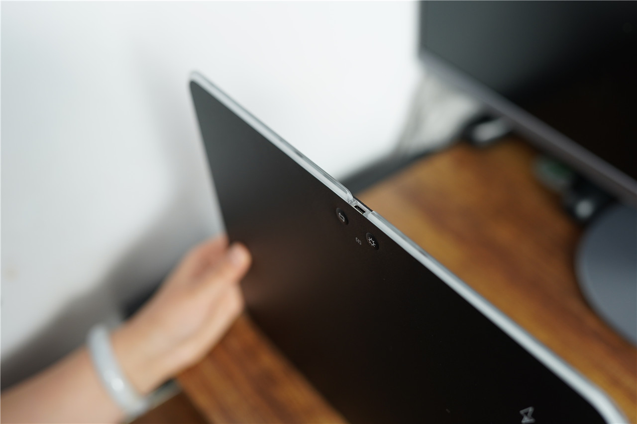 雷柏v10s鼠标垫,雷柏vt300用什么鼠标垫