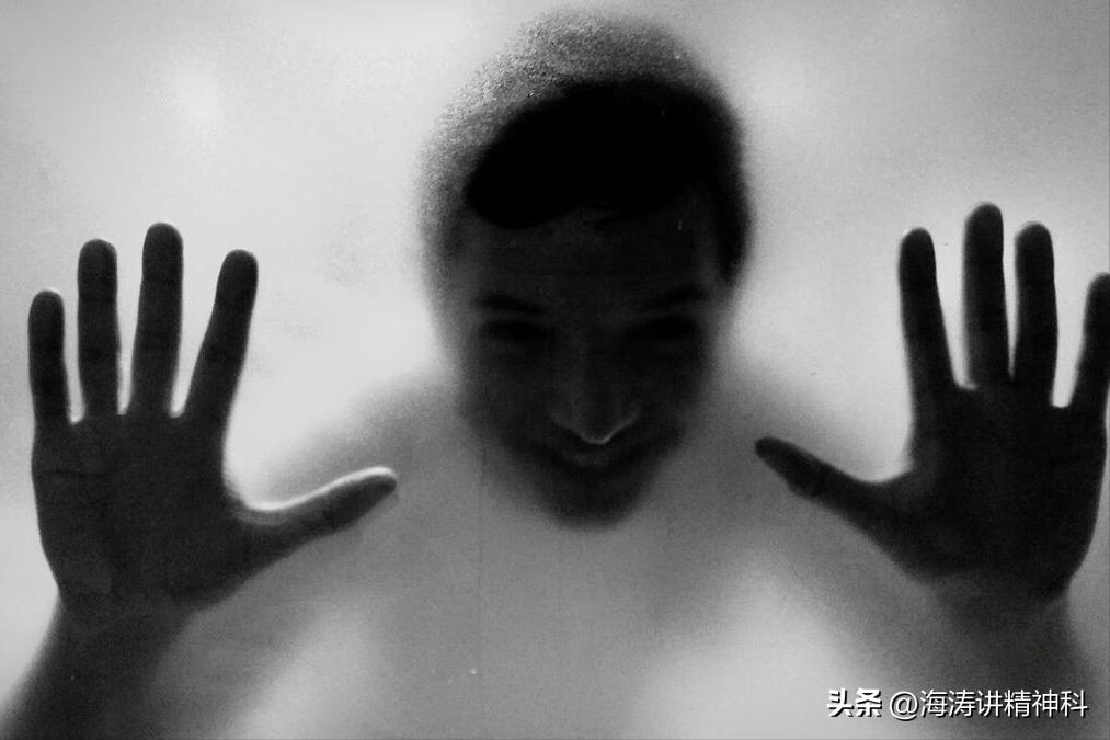 精神分裂症有什么表现怎样治,精神分裂症减药后出现症状怎么办