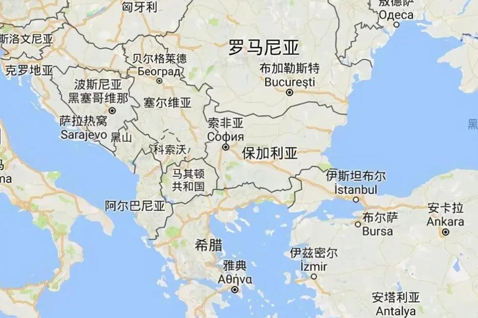 塞尔维亚边境大乱，欧洲又要打仗？北约逼宫武契奇，目标直指中国