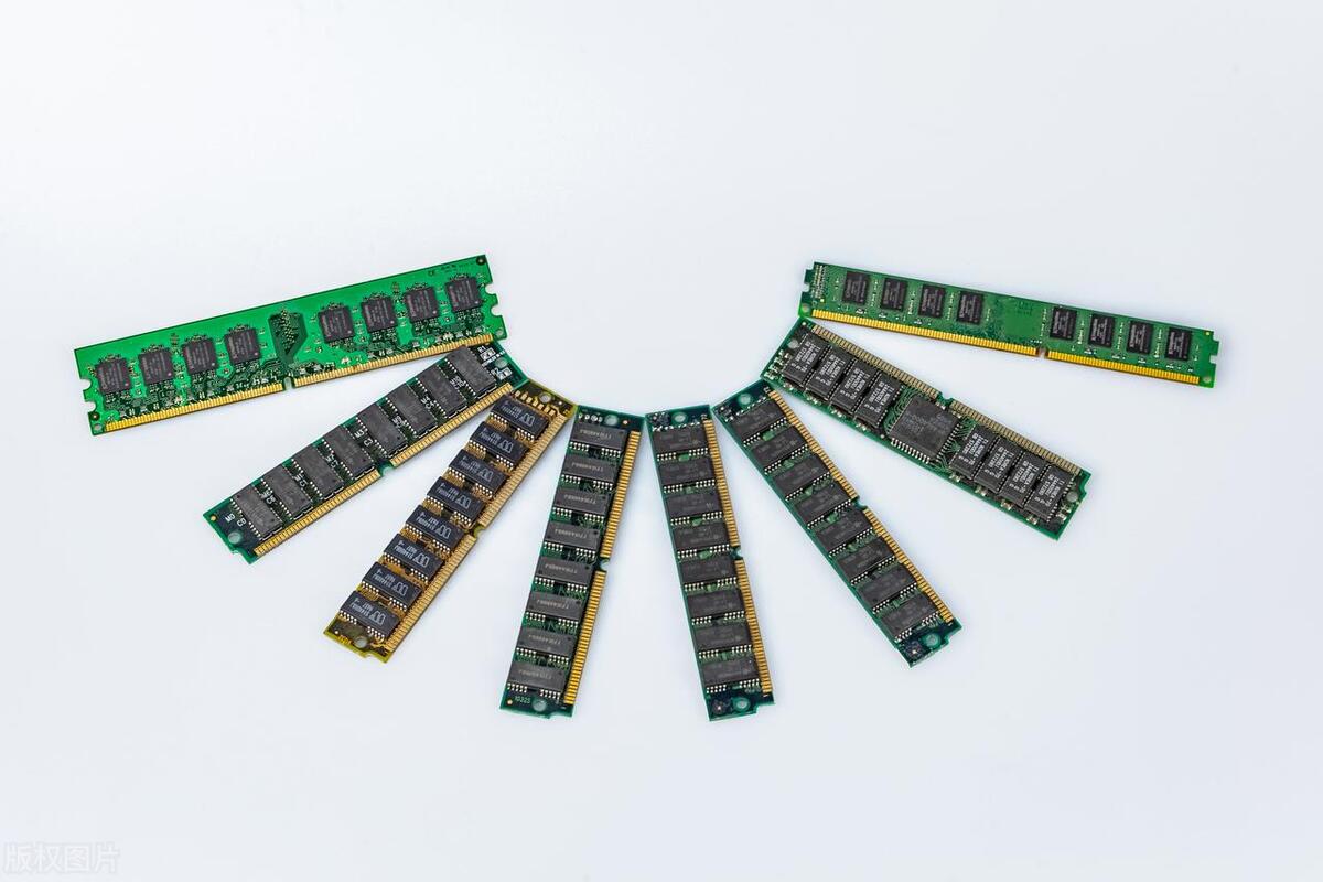 电脑内存开机就用了90%,电脑内存大小对游戏影响