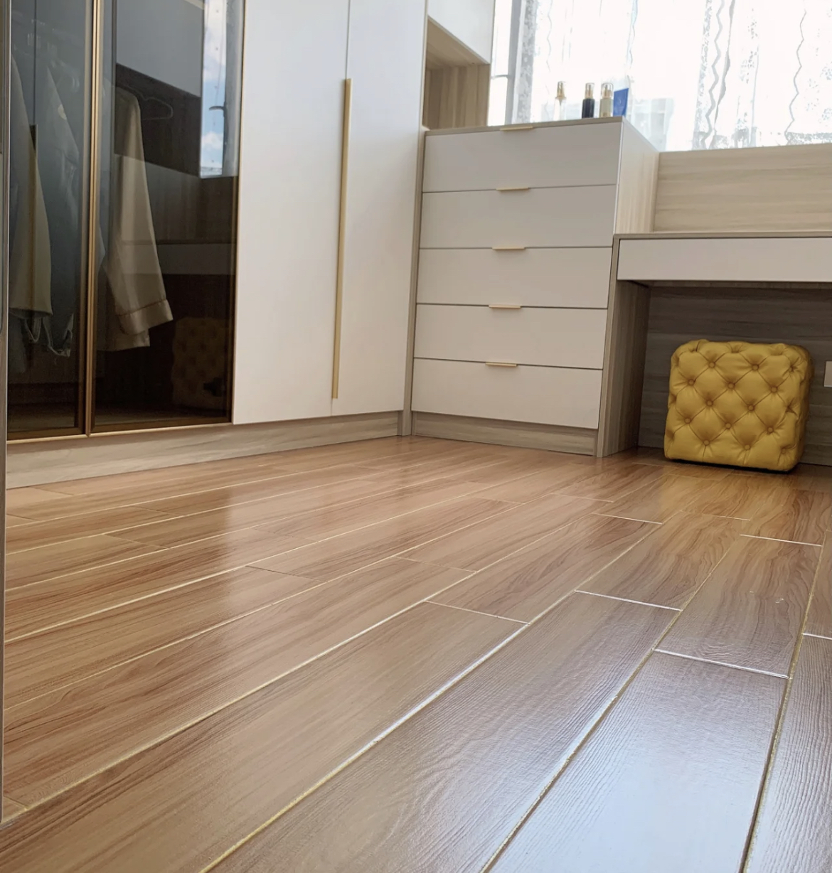 木纹砖实不实用,肌肤釉木纹砖入住后真实感受