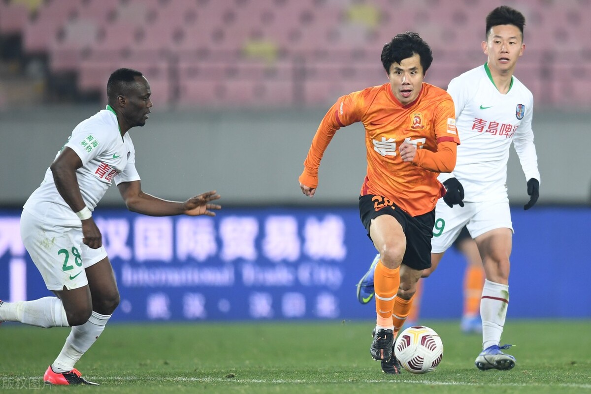 观点：昔日功勋落难泰山应伸出援手建设百年俱乐部人情味必不可少