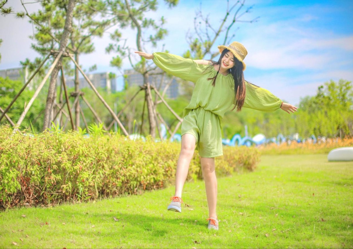 休闲跑步鞋夏季透气,秋季商务透气休闲鞋推荐