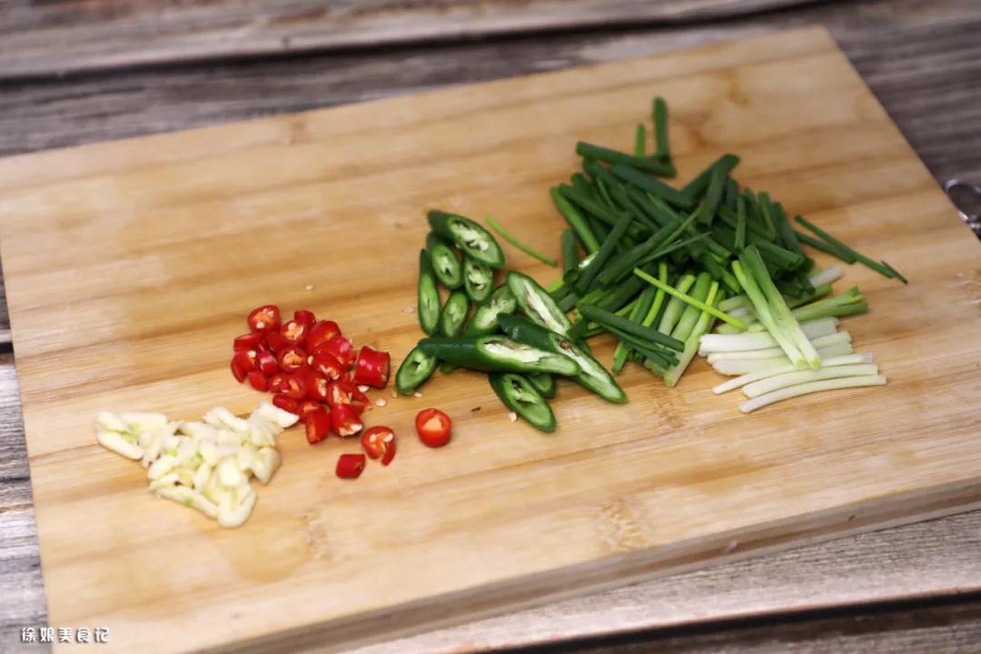 如何制作油豆腐好吃又简单,怎么做油豆腐好吃又简单方法