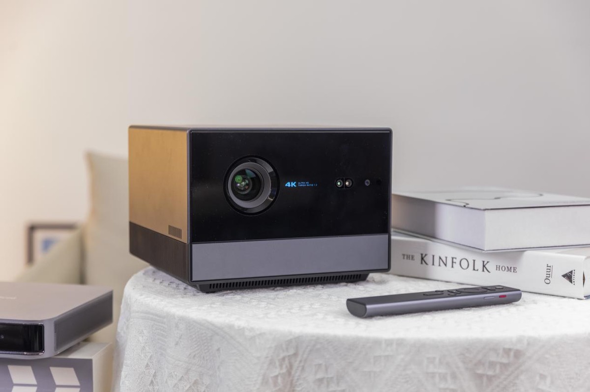 家用高端投影仪推荐2023排行榜,家用投影仪性价比高的品牌有哪些