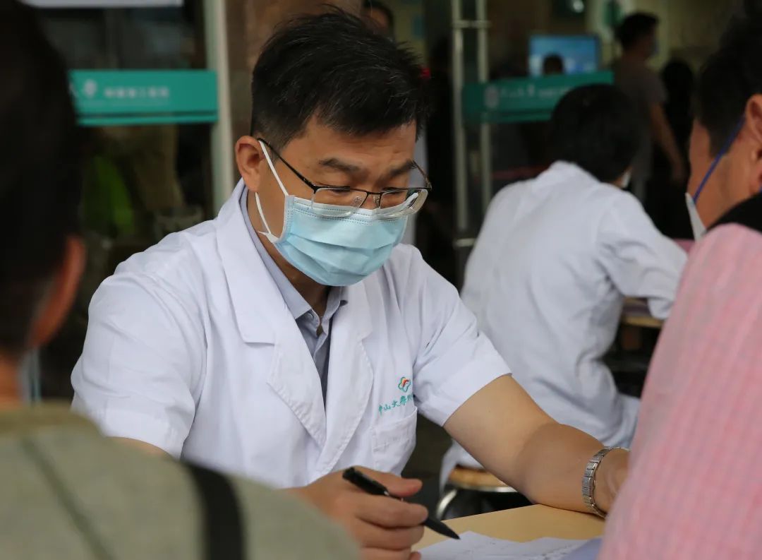 怎么合理安排睡眠可以缓解黑眼圈,睡眠不足黑眼圈怎么快速解决