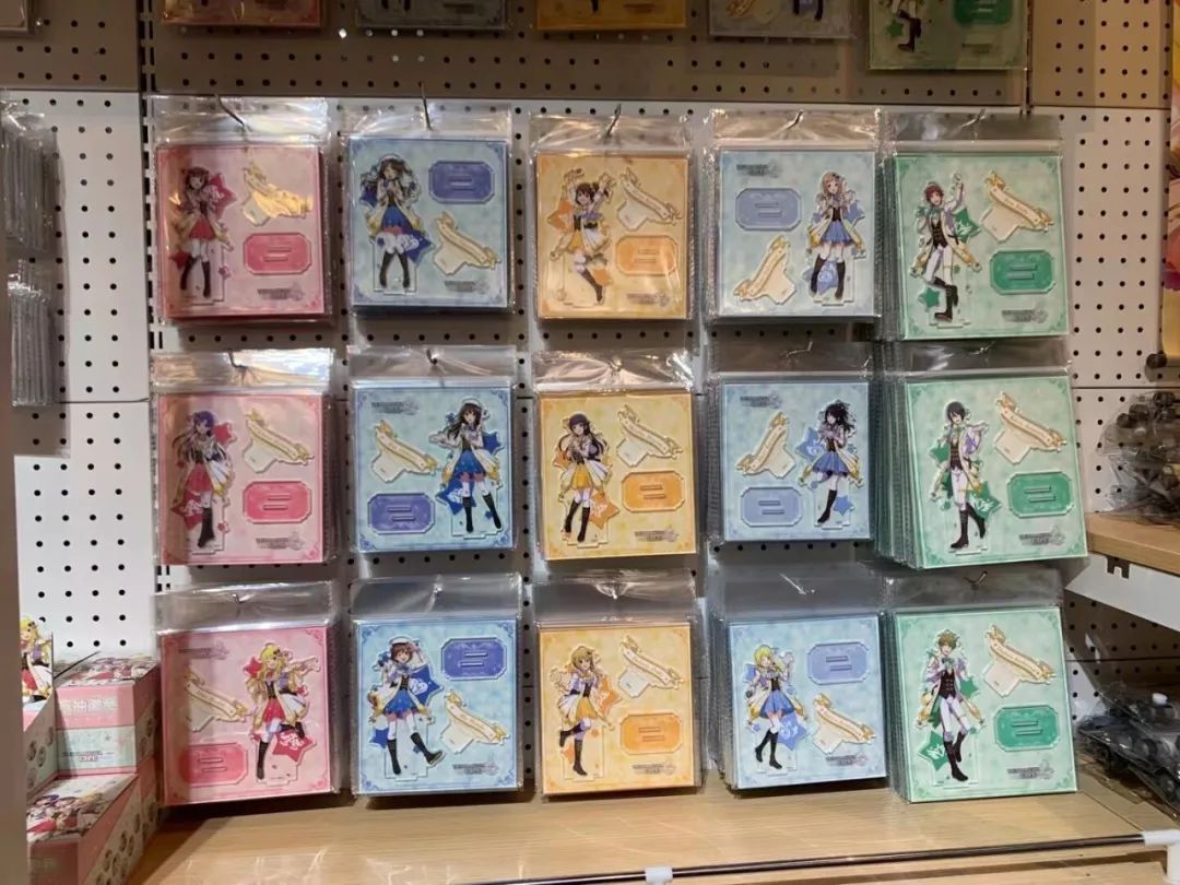 买二次元周边在哪个平台,买二次元周边的是什么心理