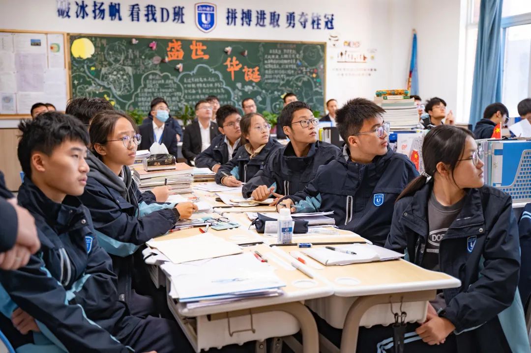 阜阳十中哪些老师厉害,阜阳哪个学校老师有实力