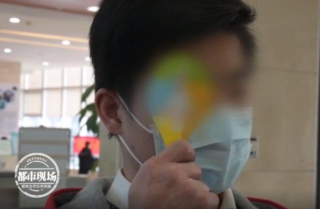 男子筋膜枪按摩眼睛患上白内障,用筋膜枪按摩眼睛险失明