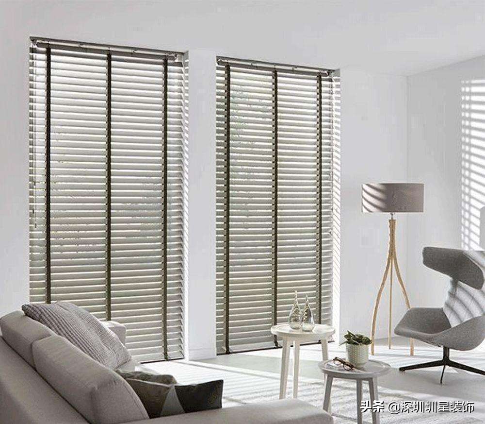 客厅装百叶窗优缺点,客厅玻璃百叶窗的优缺点