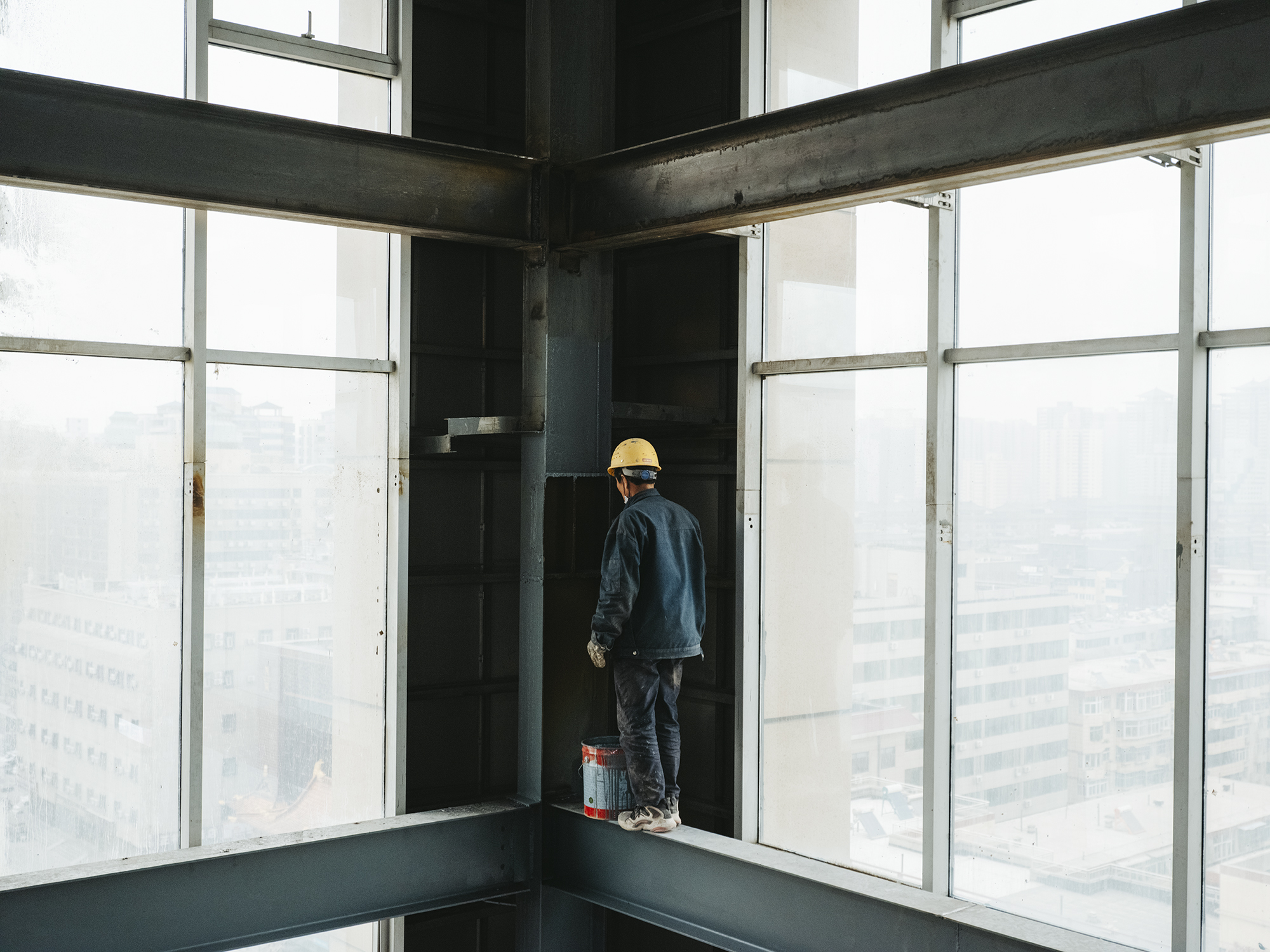 73岁老人8千工资花6千请保姆,80岁老头每月花19000元请保姆