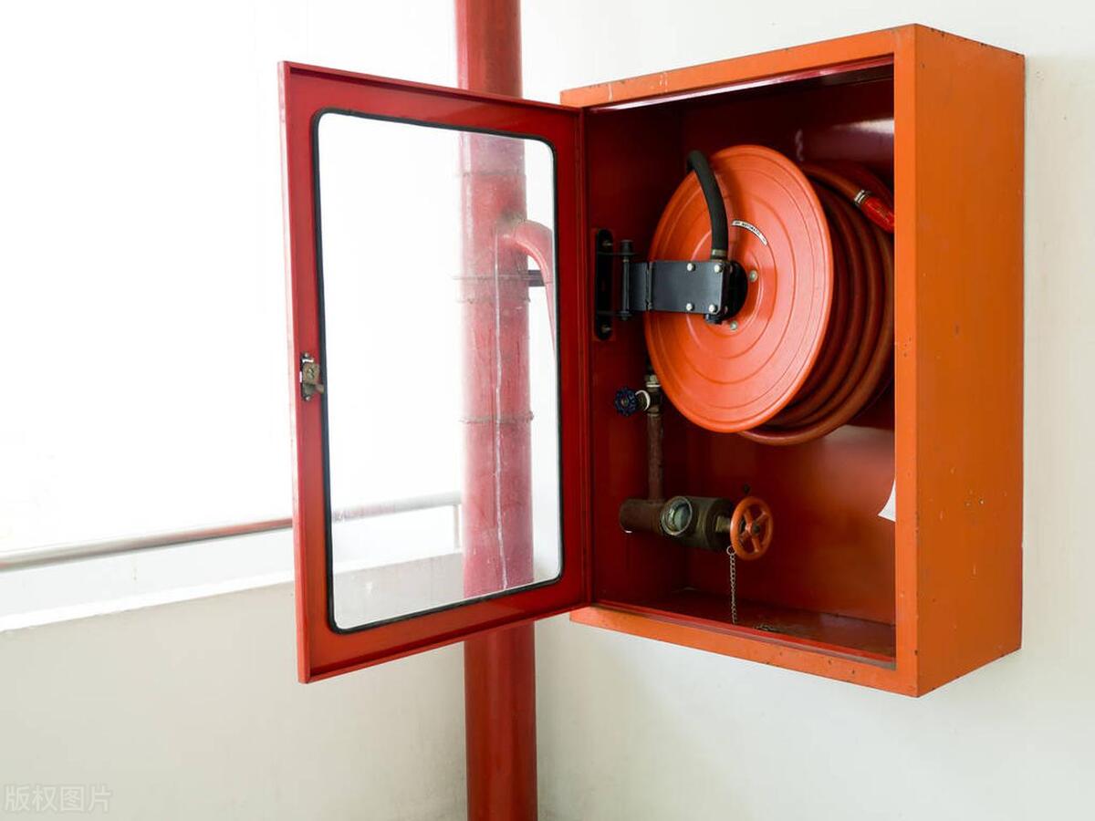 灭火剂的种类及使用注意事项,灭火器的使用阐述