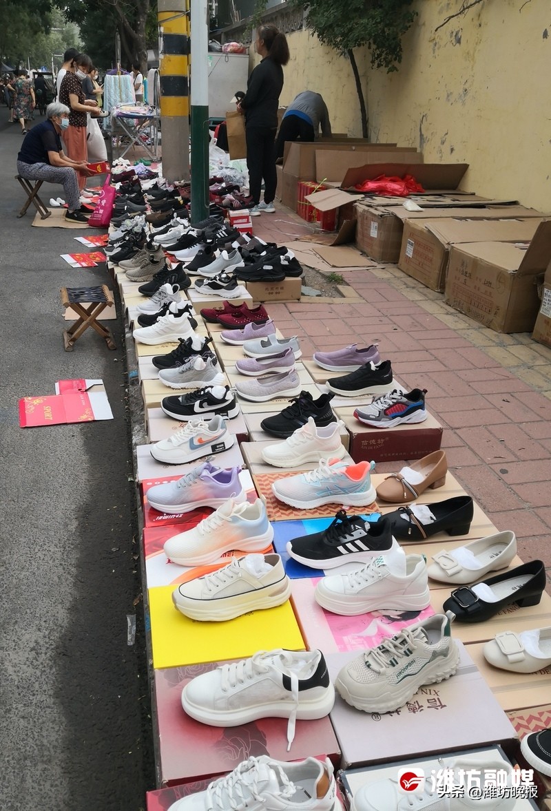 【农贸市场“慢”游记：新华乙巷早市，潍坊人的超长版“菜篮子”！】