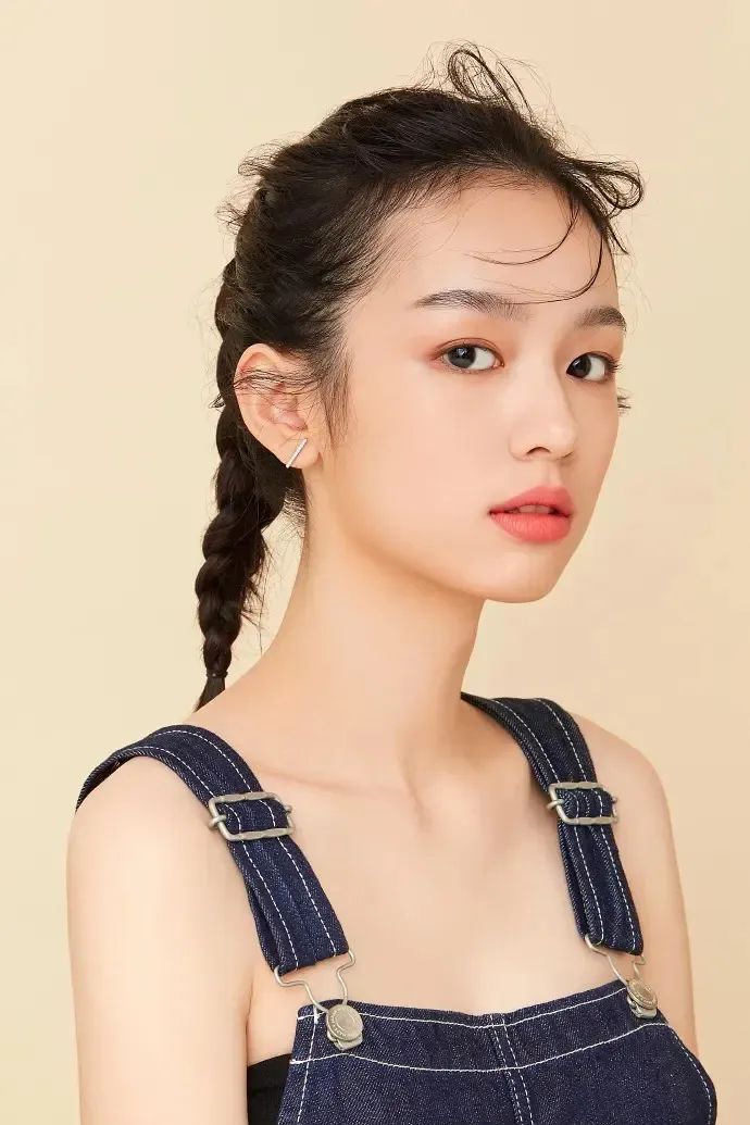 九鹭非香评价侯明昊,侯明昊九鹭非香