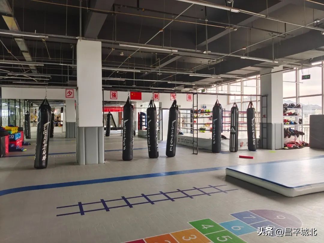 北京金五星服装批发,北京金五星服装百货批发市场