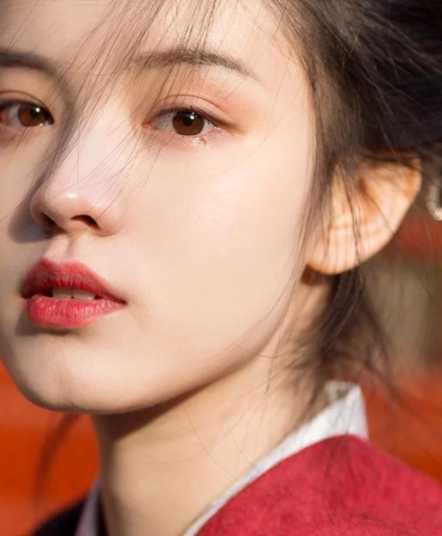 桃花眼丹凤眼杏眼狐狸眼是怎样的,丹凤眼桃花眼杏眼哪个好看合集