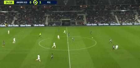 梅西两球巴萨阿森纳,梅西挑射破门阿森纳