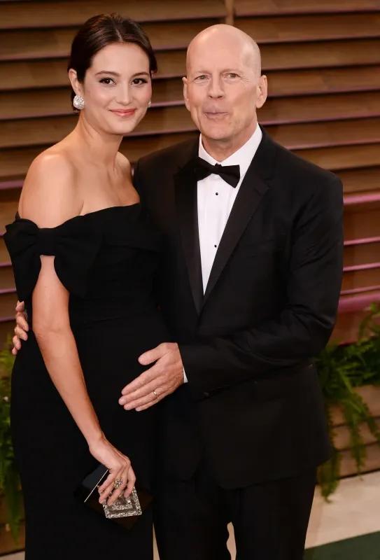 布鲁斯威利斯怎么患上失语症的,布鲁斯威利斯失语症恶化