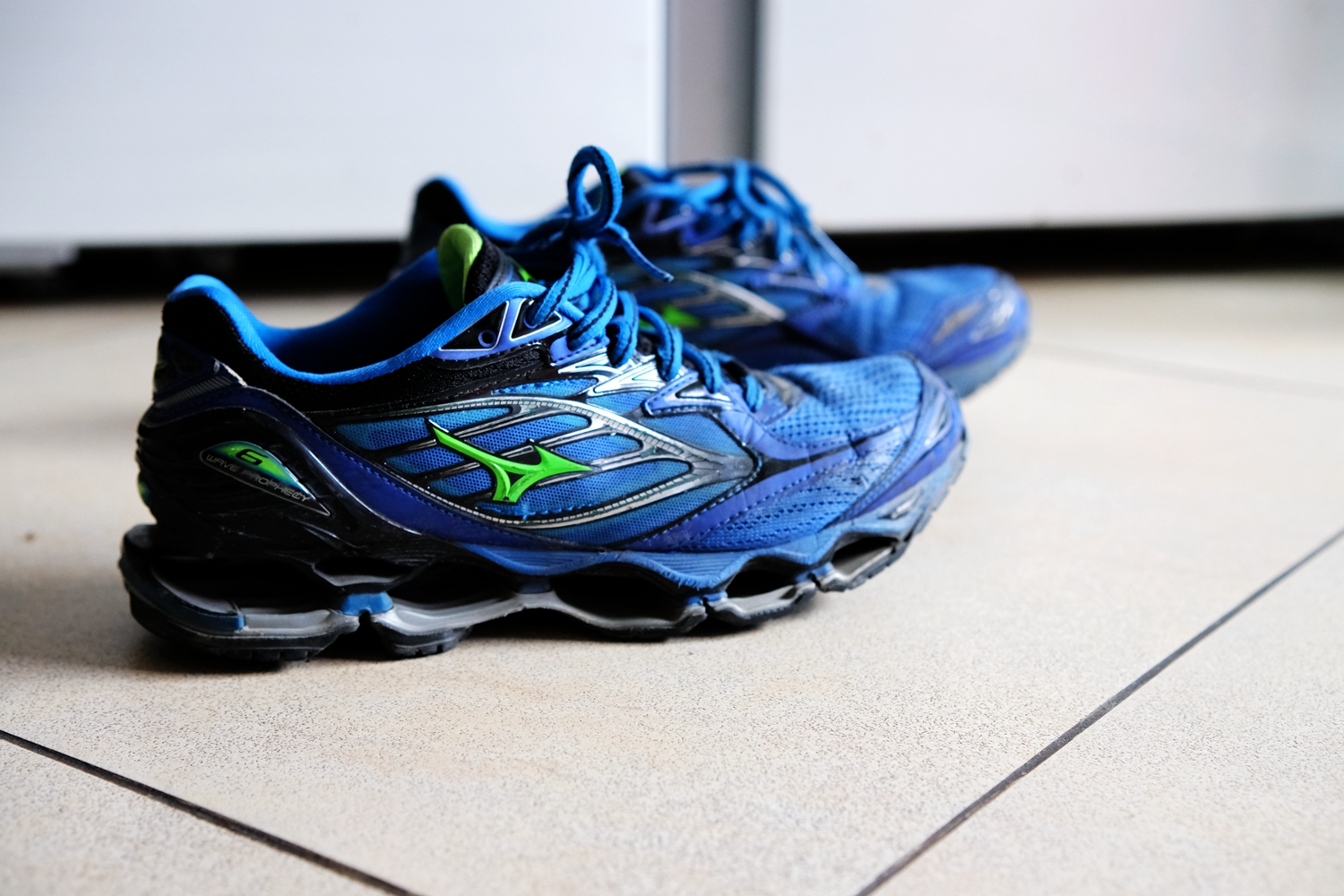 美津浓支撑跑鞋wavehorizon6,美津浓跑鞋waveridergtx怎么样