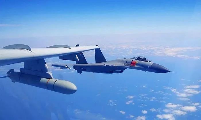 地主家没余粮,美国正失去全球主导权!压垮美国的最后稻草是什么