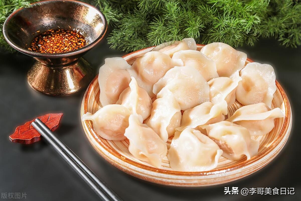 饺子包完怎么急冻,饺子包用不完怎么做好吃