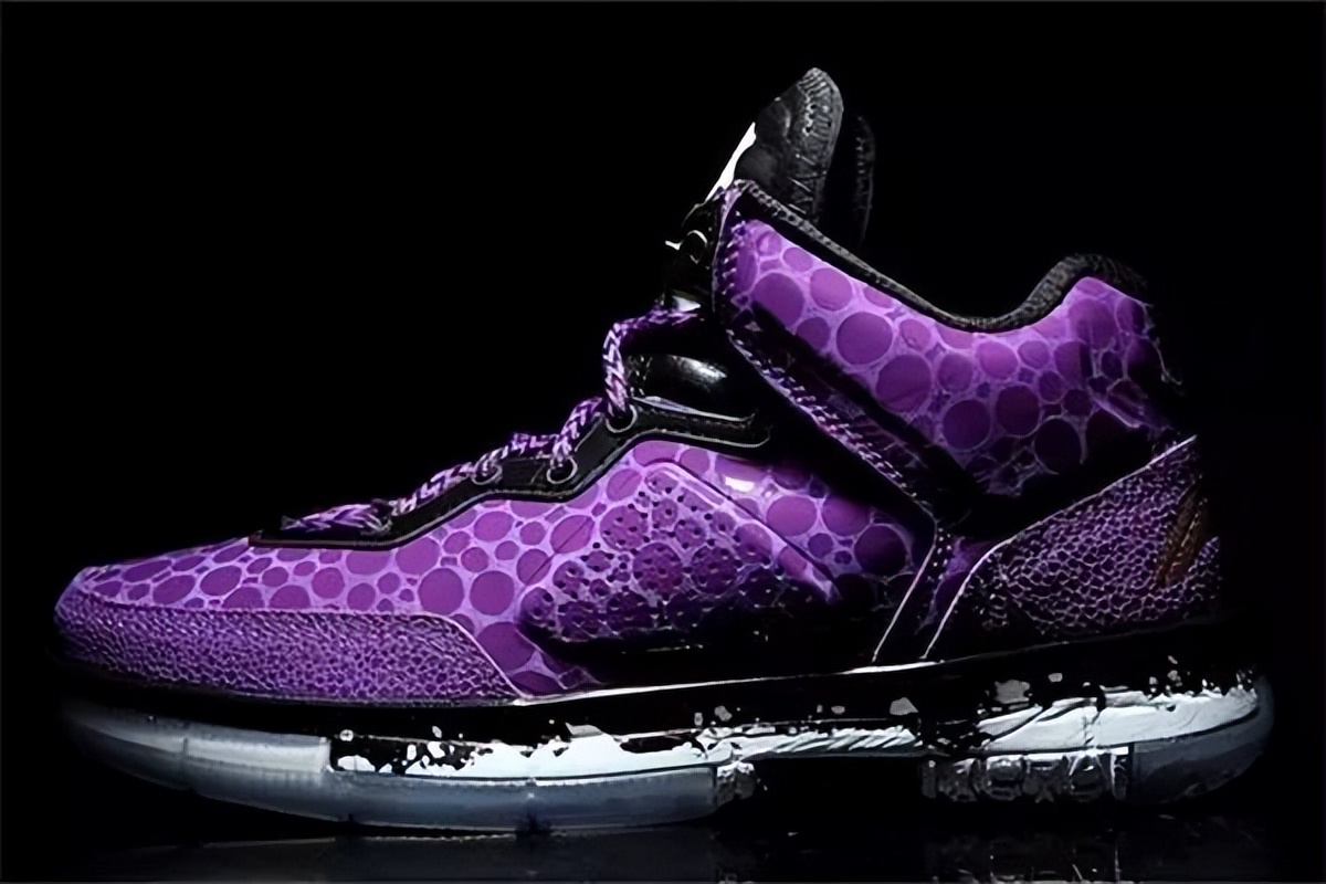 李宁gforce9000extrastrong,李宁超轻篮球鞋哪代最好