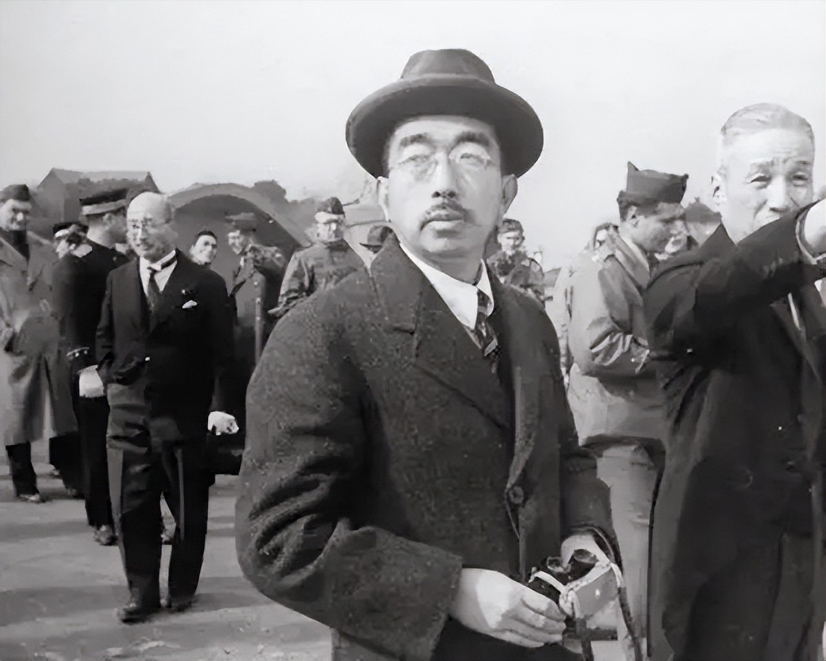 谁出席了日本裕仁天皇的葬礼,日本裕仁天皇去世各国的反应