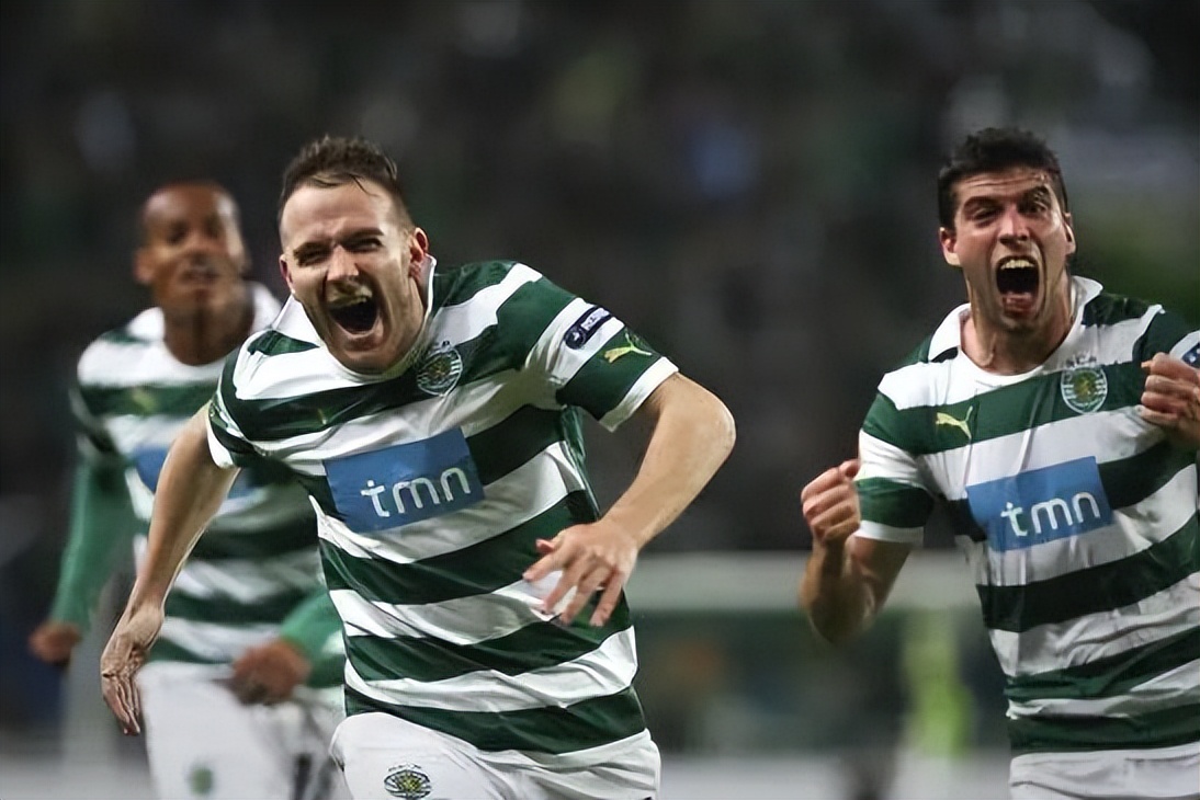 他18岁夺U20世青赛冠军，加盟豪门却被抛弃，33岁的他依然没退役