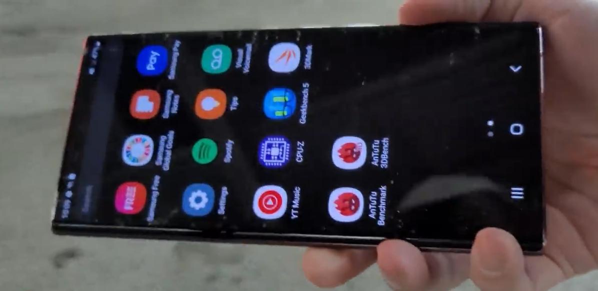 三星s22撕膜,三星s22原装膜有必要撕掉吗