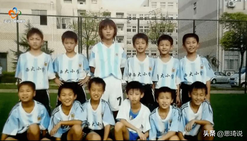 王霜父母离异吗,王霜被父母遗弃